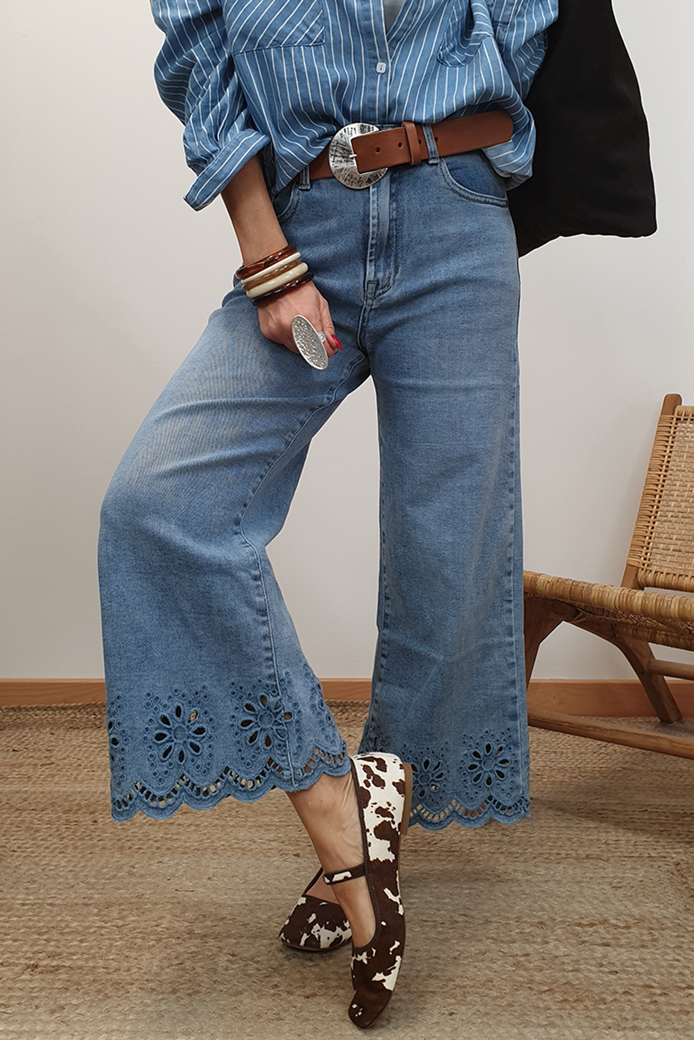 Dusk Blue Embroidered Cropped Wide Leg High Waist Jeans – Women’s Denim