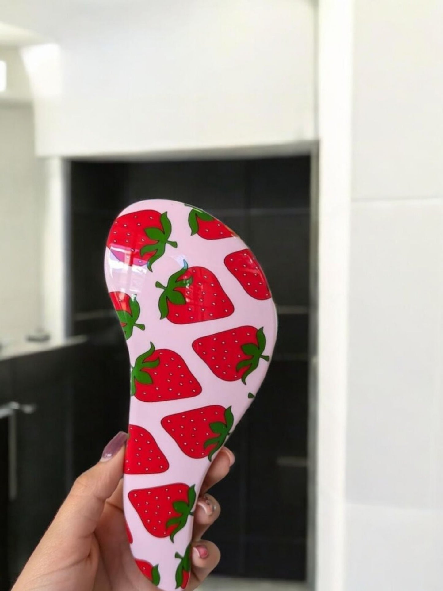 Wet Or Dry Compact Size Detangling Brush