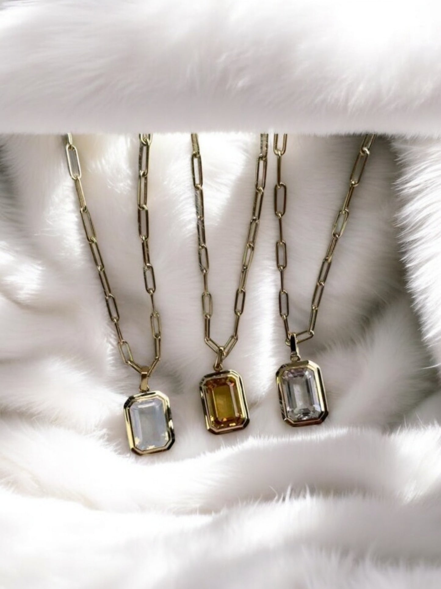 Through The Looking Glass Chain Necklace Fashion Pendant