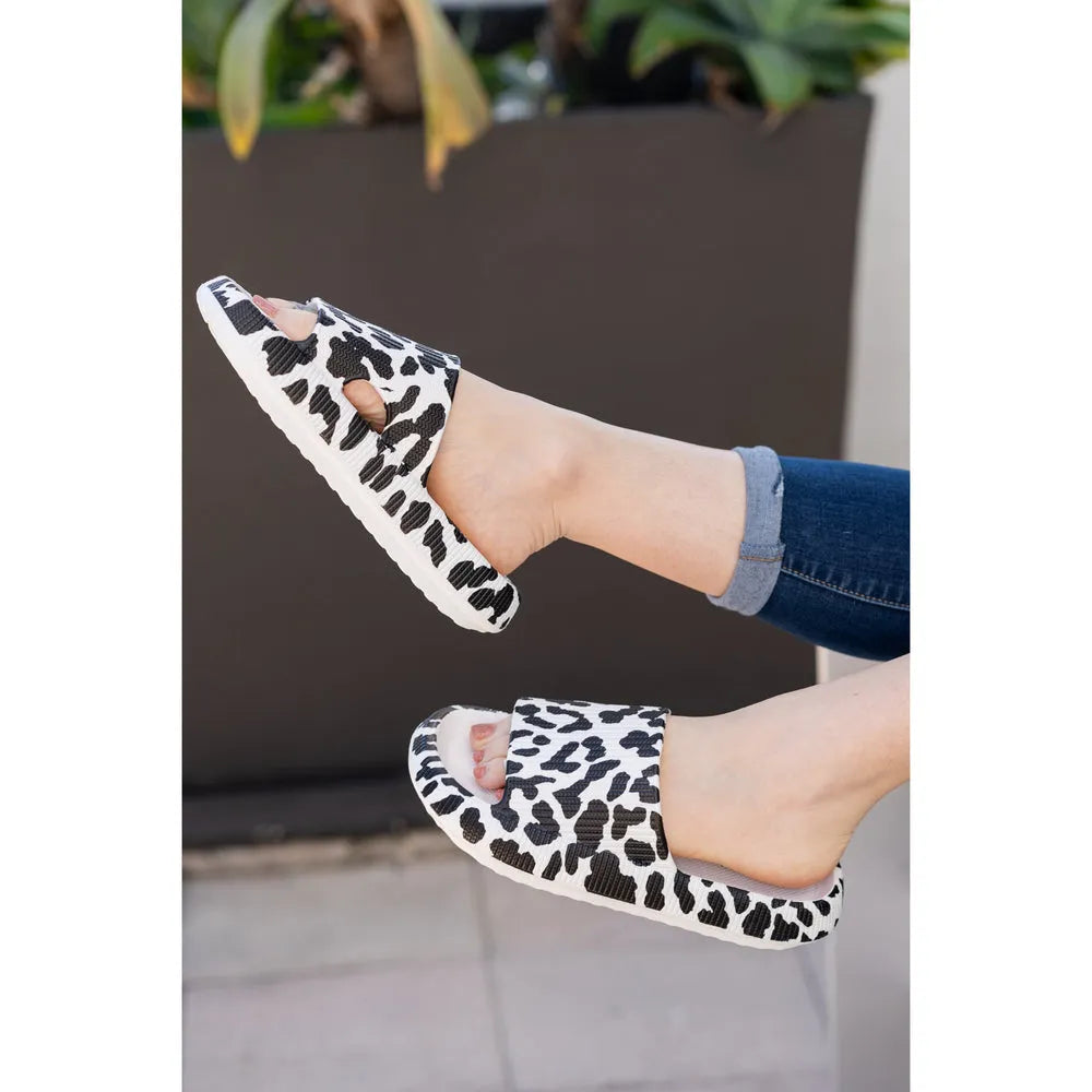 White Leopard Cloud Like-Beach or Casual Slides