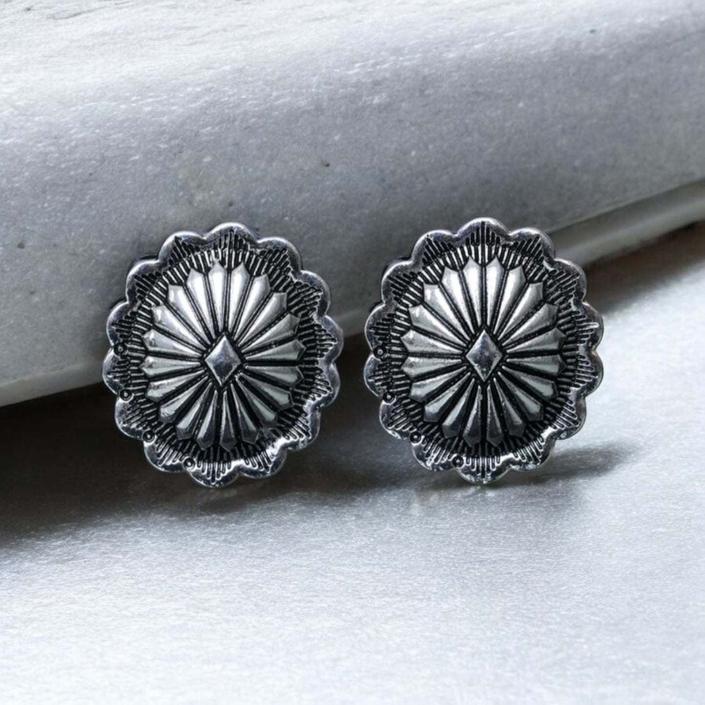 Geometric Western Button Style Post Back Fashion Earrings