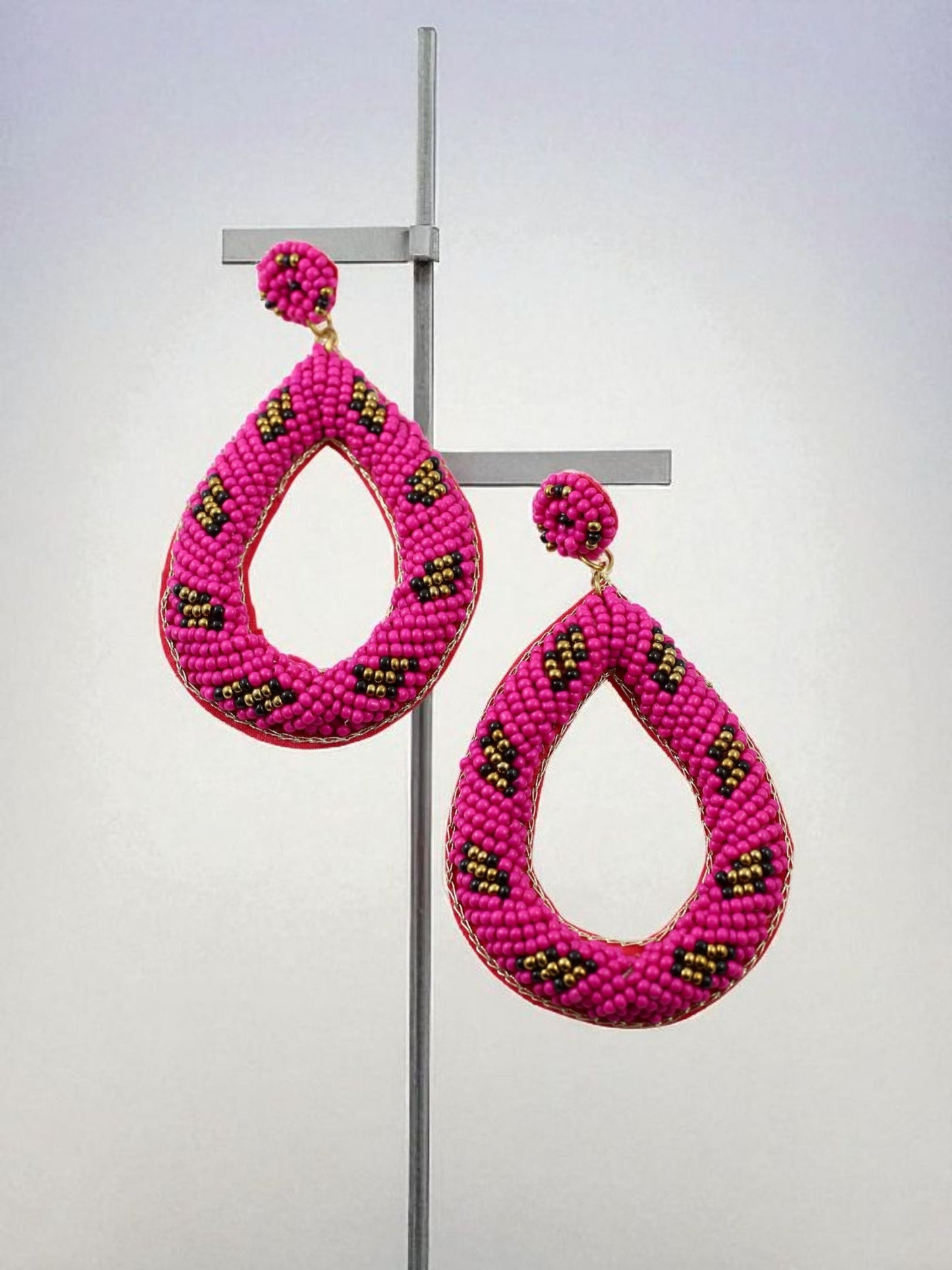 Kai Open Beaded Earring HOT PINK