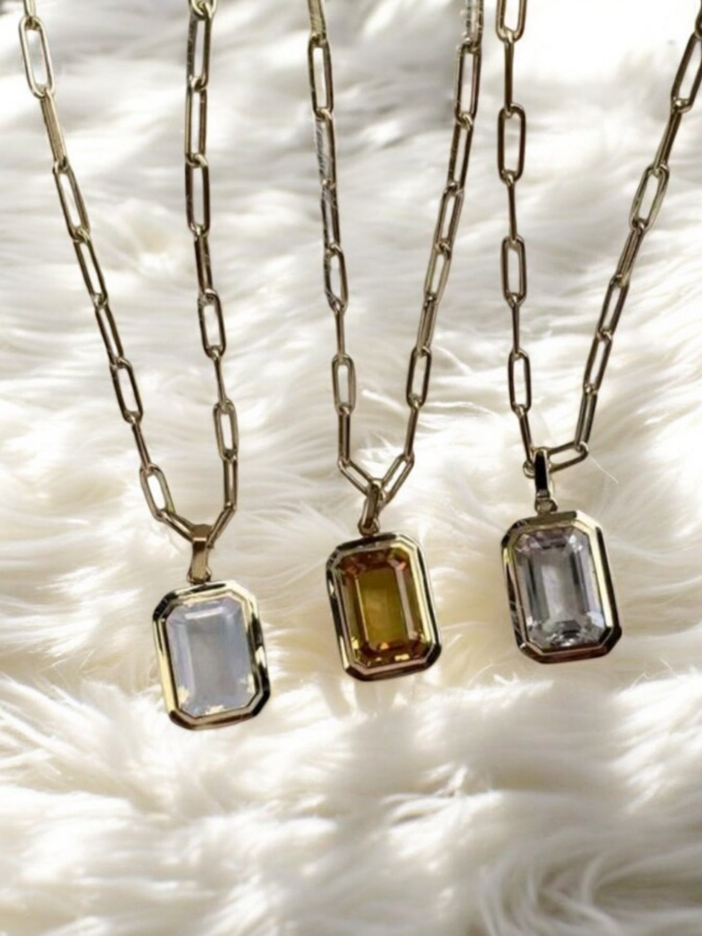 Through The Looking Glass Chain Necklace Fashion Pendant