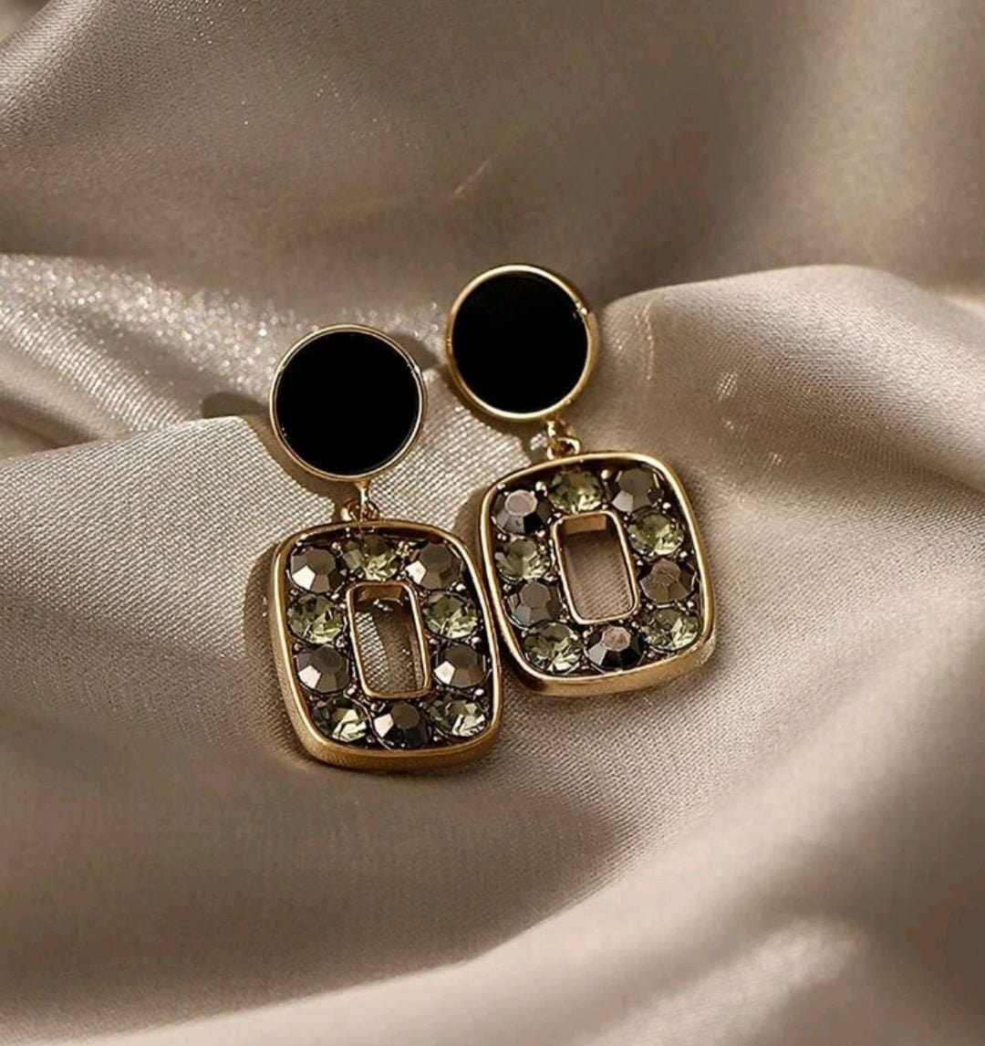 Simply Stated Modern Class Earrings - The Bling Barn
