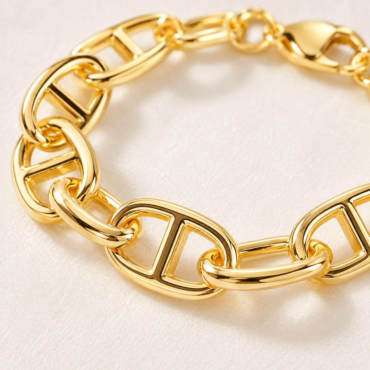 Golden Current Chunky Mariner Link Bracelet