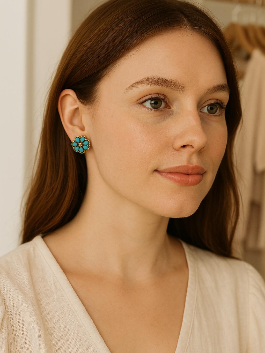 A Beautiful Bloom Western Flower Copper Stud Earrings