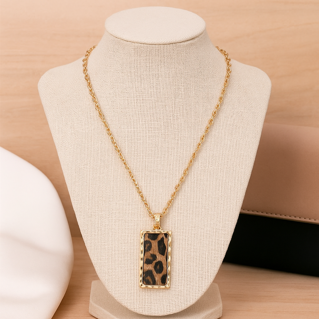 Into The Wild Bar Style Leopard Fashion Necklace