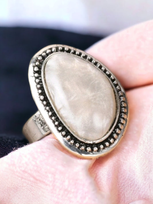 A Western Milky Way Adjustable Ring