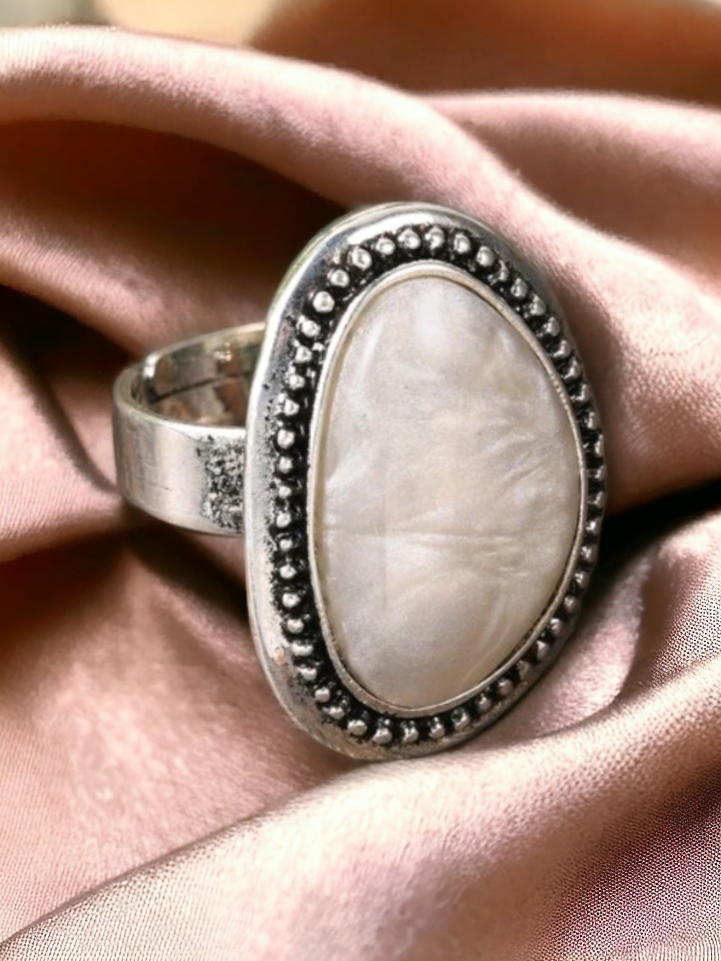 A Western Milky Way Adjustable Ring