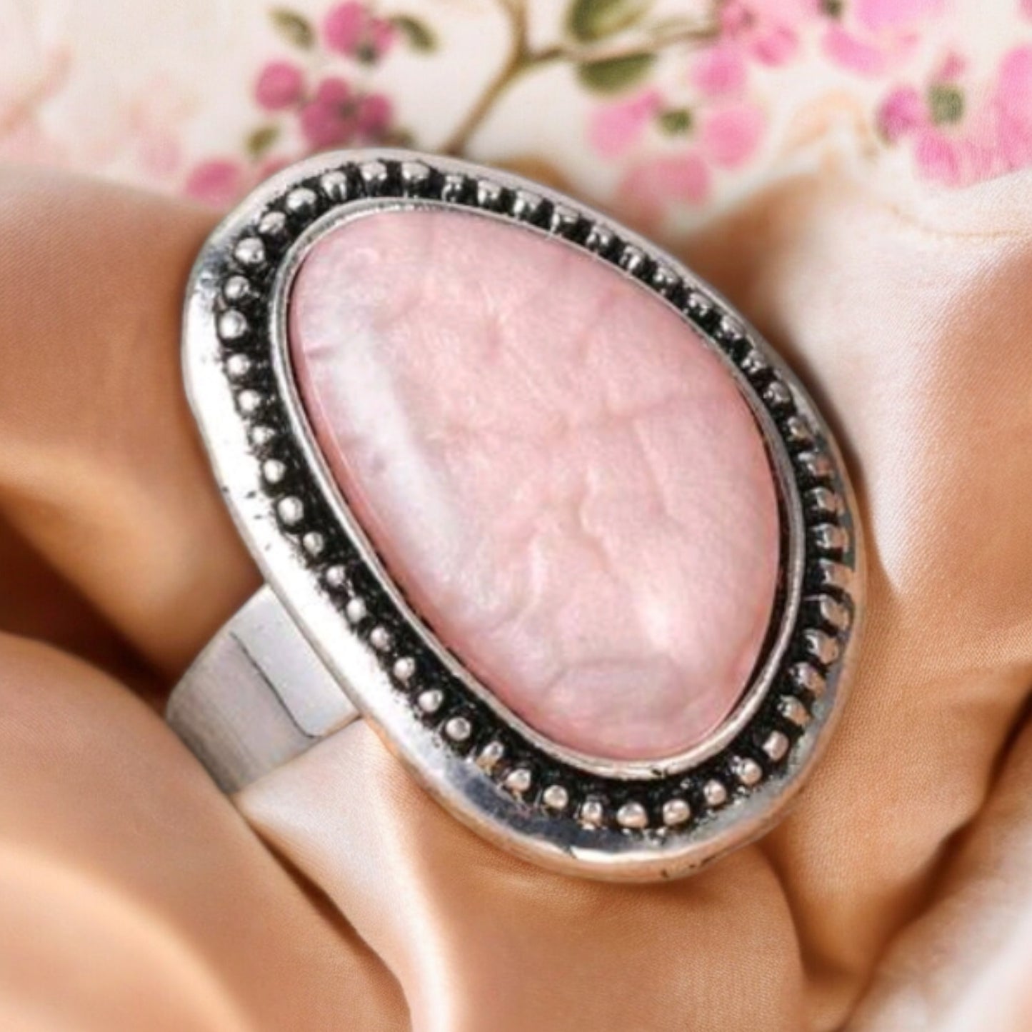 A Western Milky Way Adjustable Ring