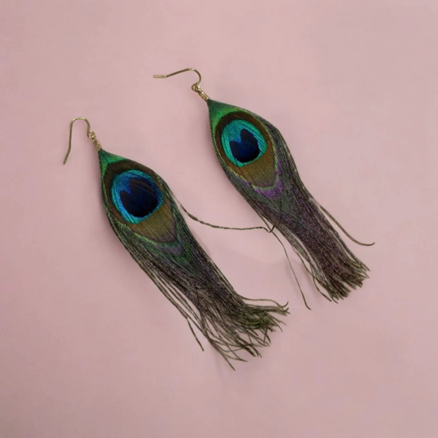 Paradise Feelings Feather Earrings