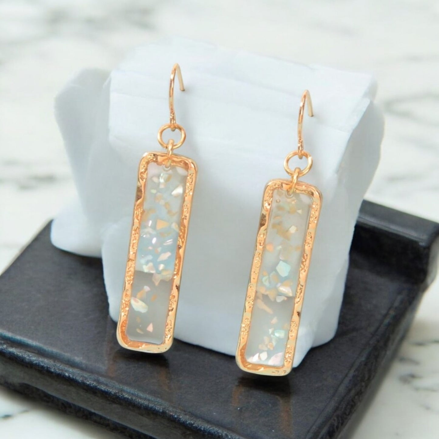 Just a Fleck Of Gold Womens Fashion Drop Style Earrings