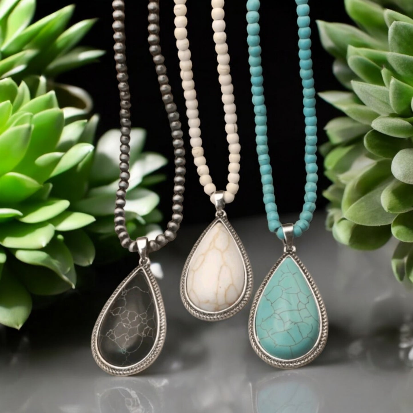 Crackle Stone Teardrop Pendant Western Style Fashion Necklace