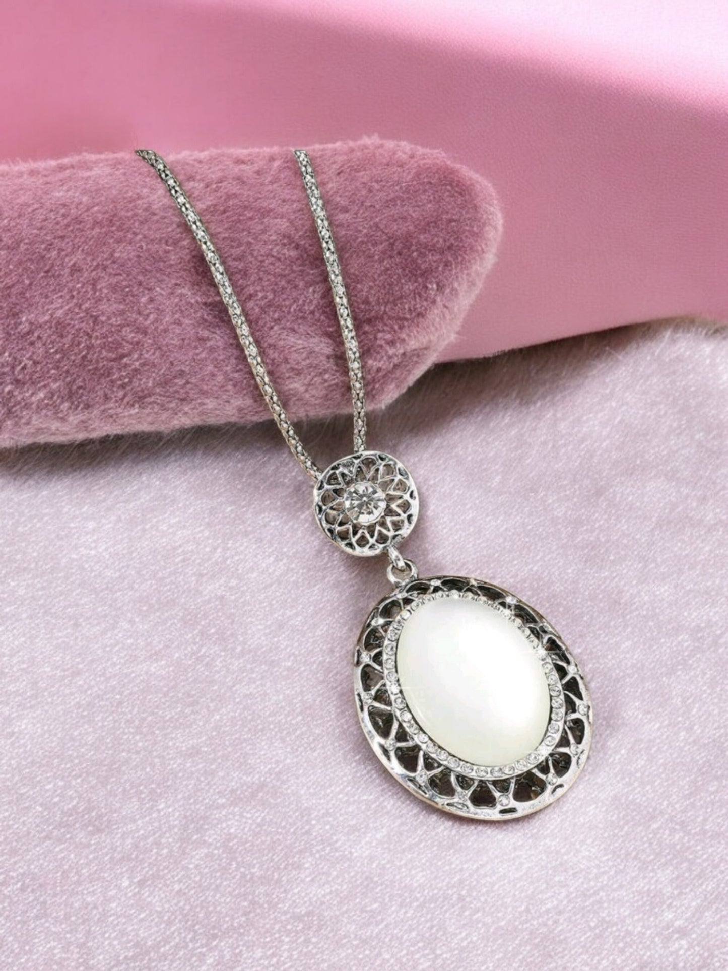 A Milky Touch Long Fashion Pendant Necklace