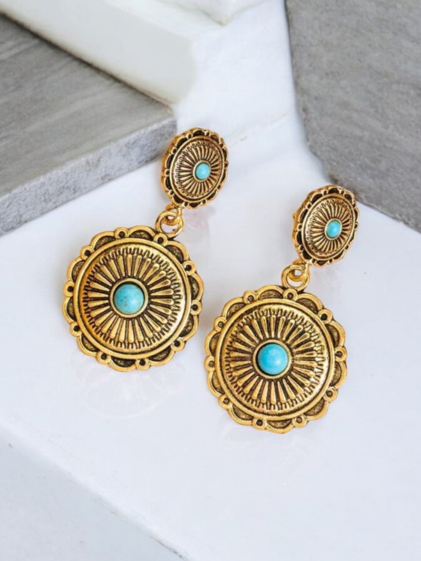 Shield Of The West Aged Drop Style Earrings