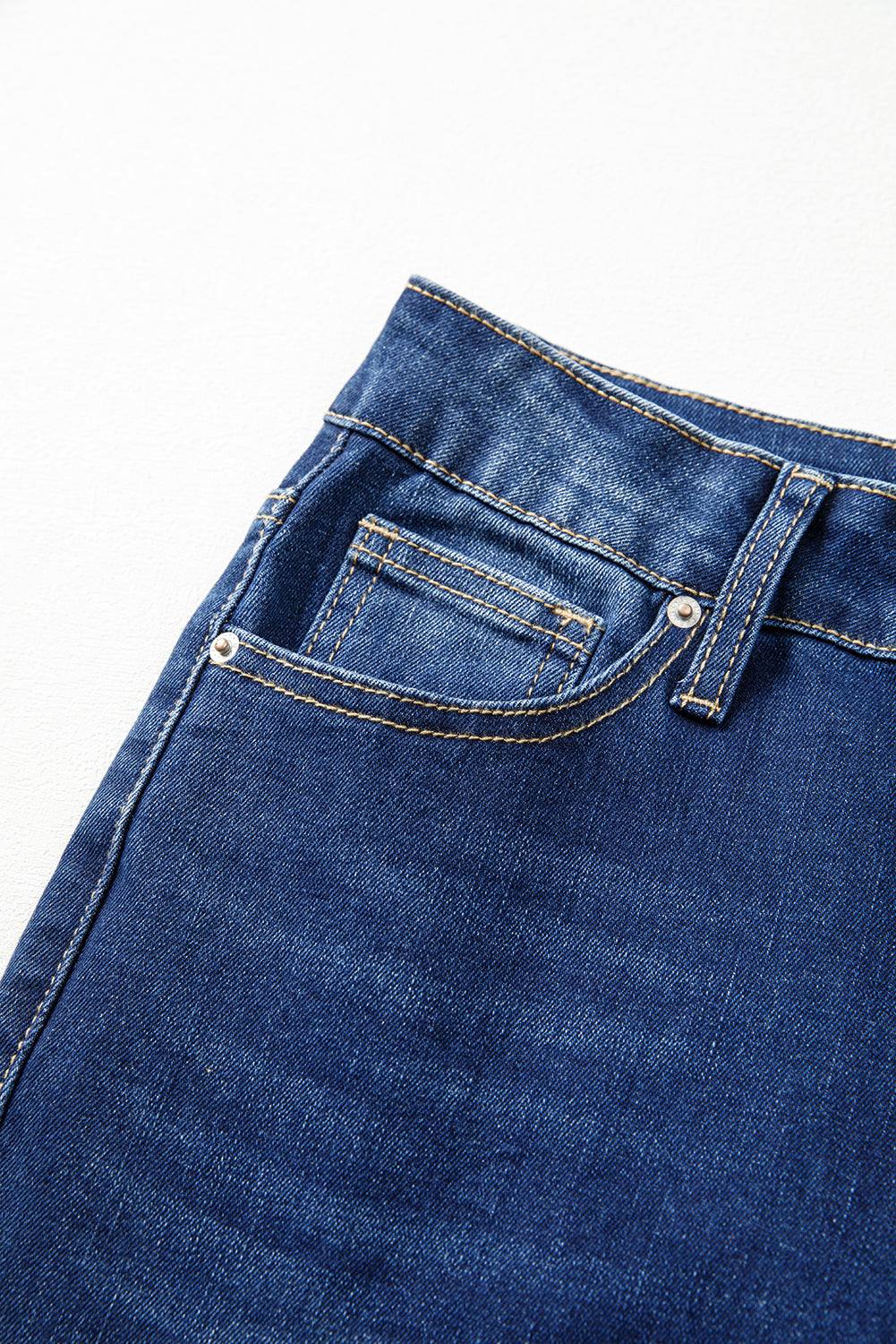 Sail Blue Western Stitch Bootcut Jeans – Dark Wash Women’s Denim with Patched Pockets