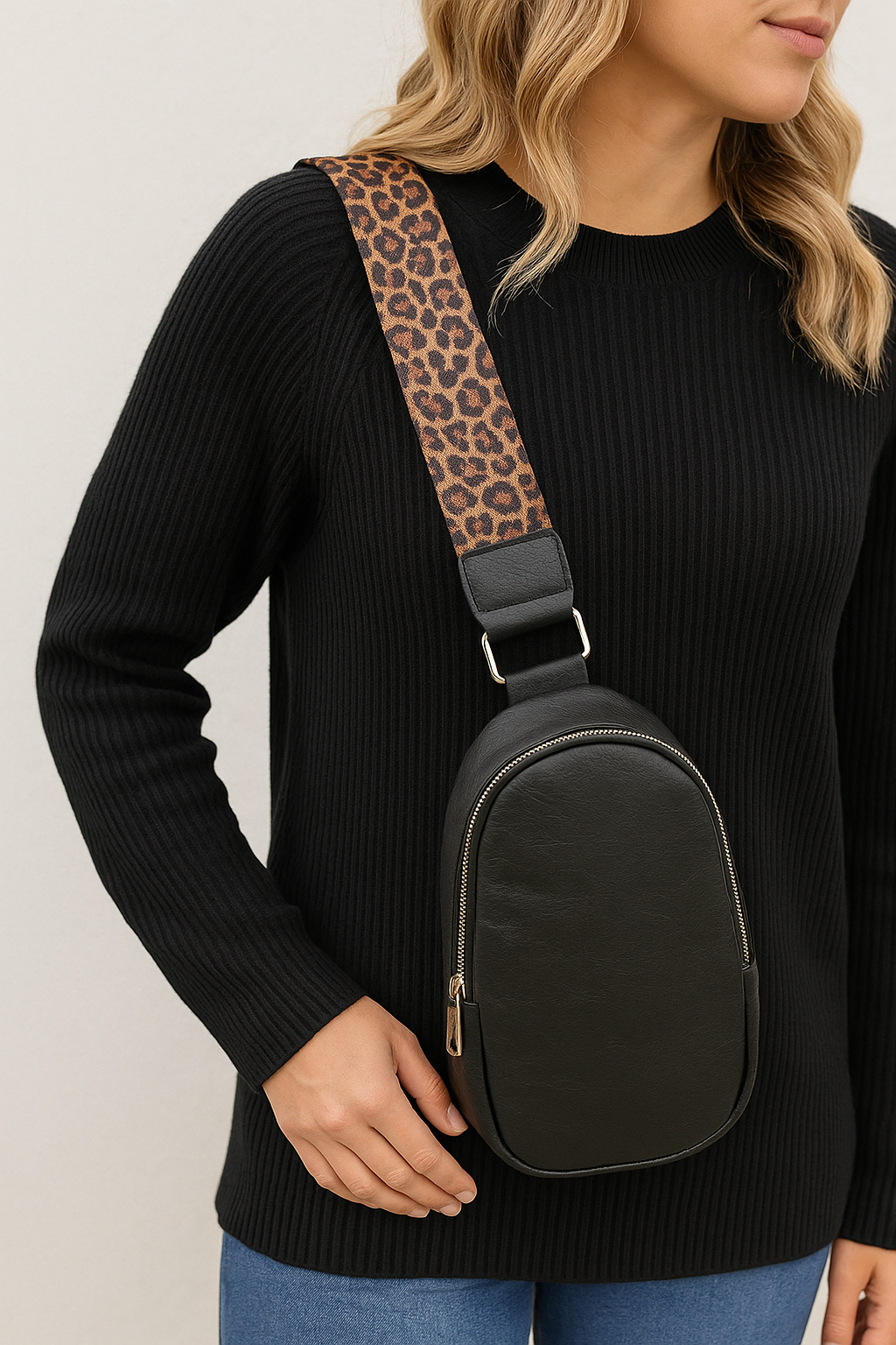 Nala Guitar Strap Black Small Sling Bag