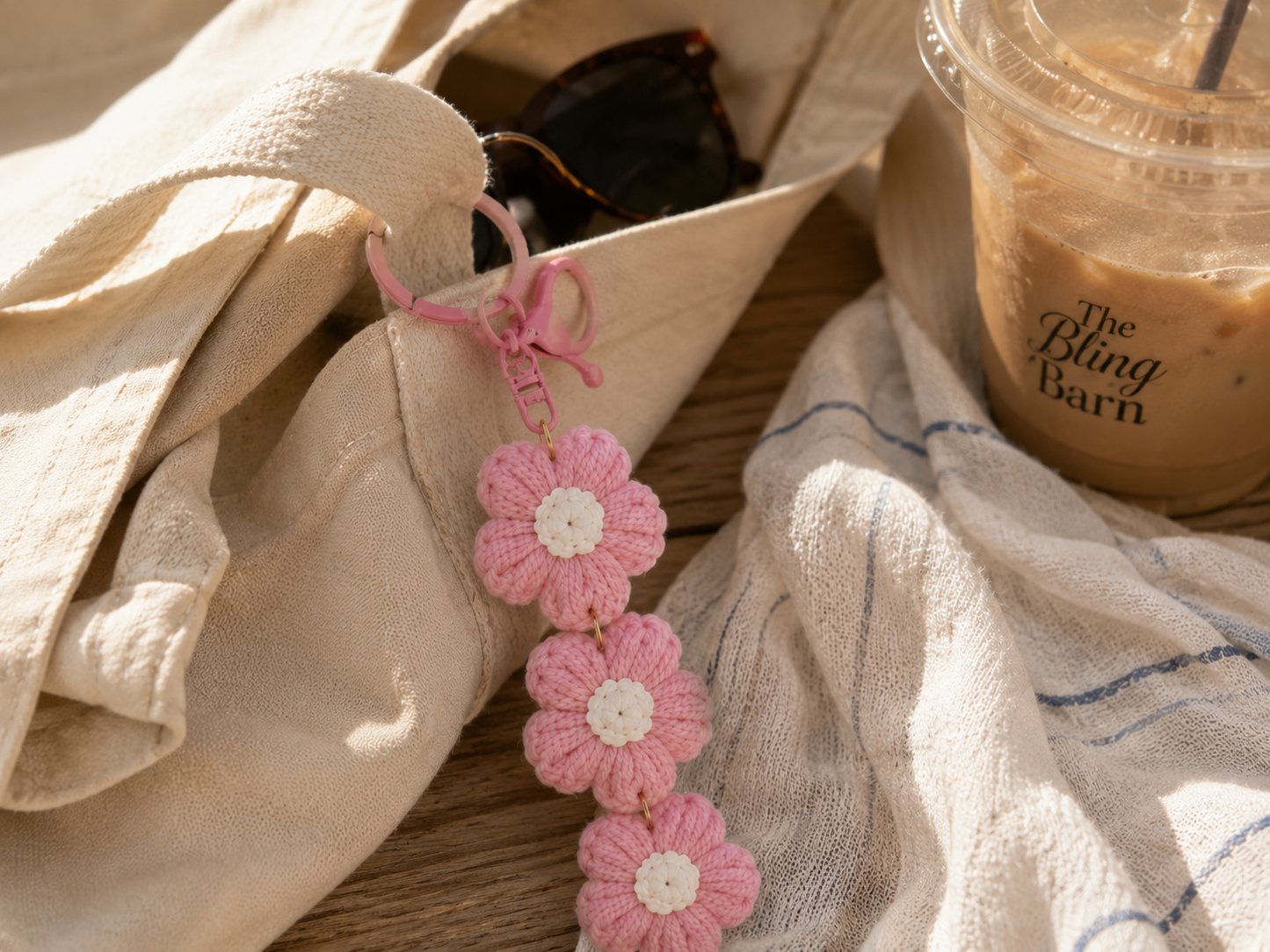 Bloom & Go Crochet Daisy Charm