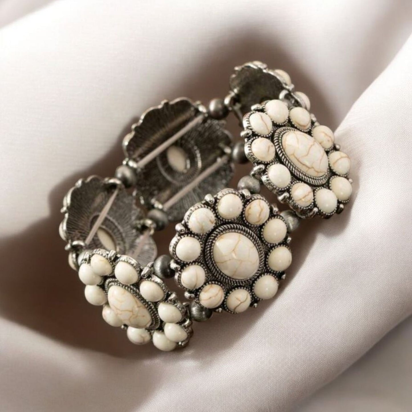 Western Way Stretch Blossom Bracelet