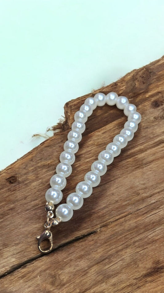 Classy Demure Faux Pearl Bead Keychains