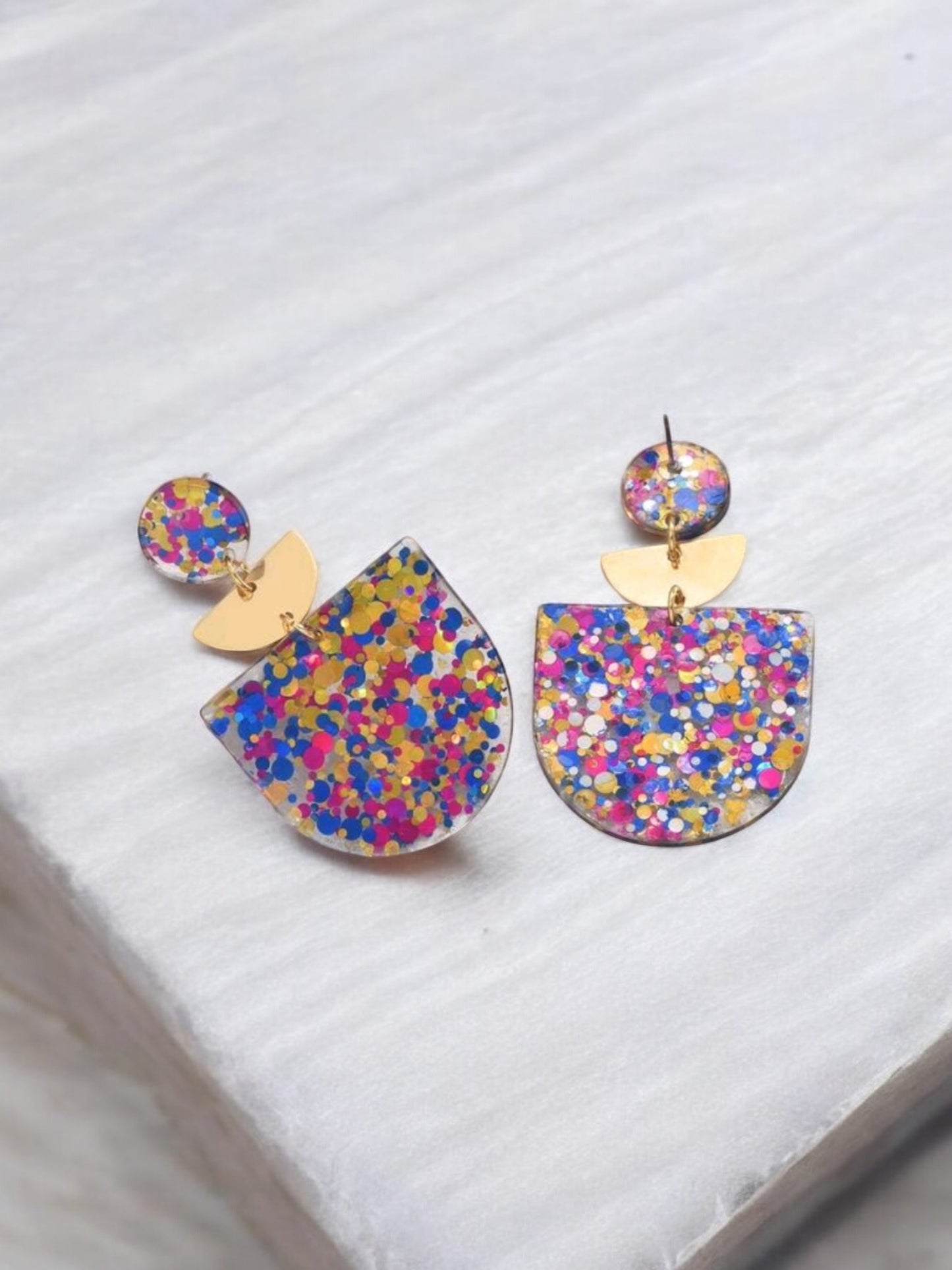 Glitter, Glitter, Bang-Bang Acrylic Eightweight Earrings