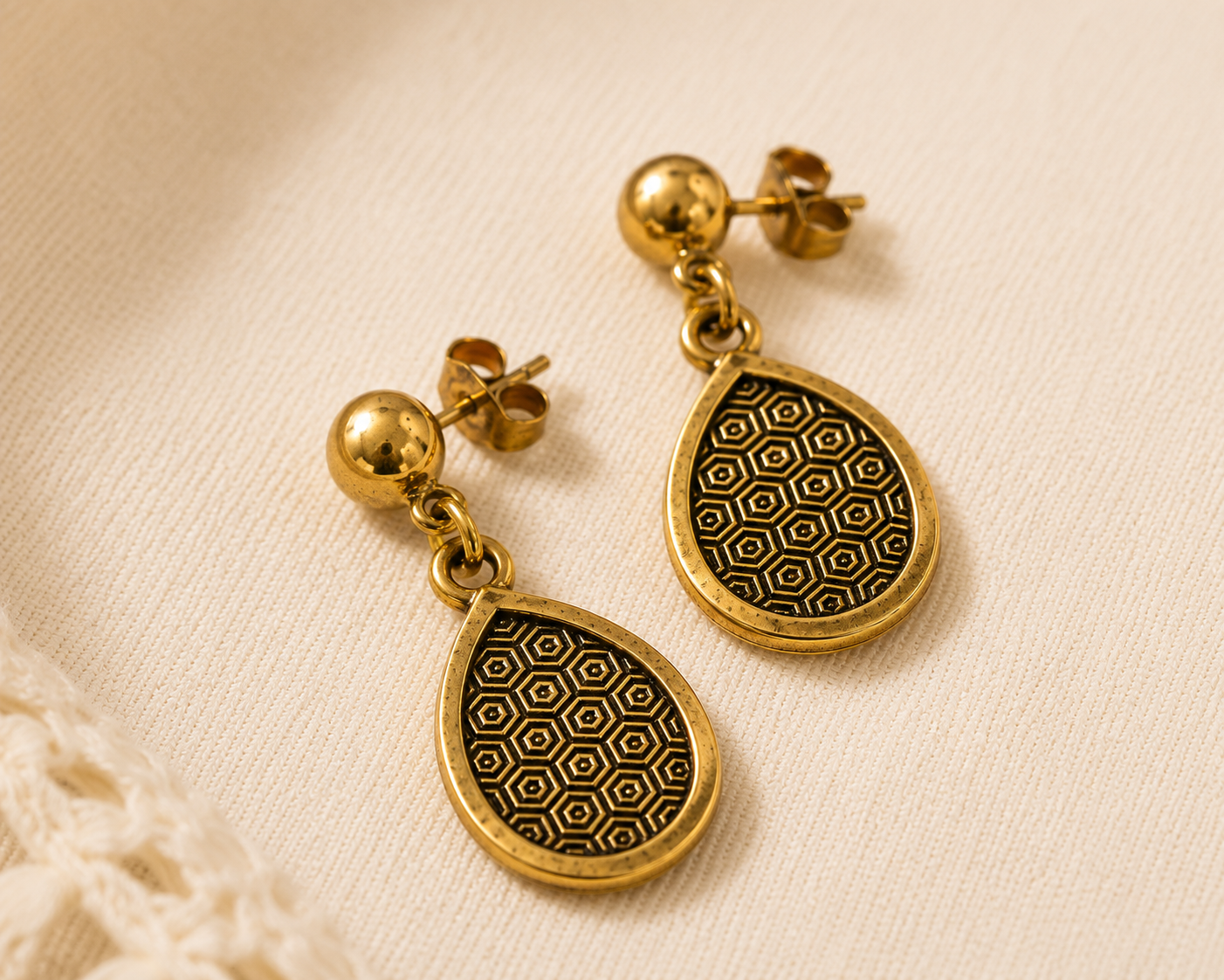 Golden Hour Charm Necklace Set | Antique Gold Toggle Necklace with Matching Earrings
