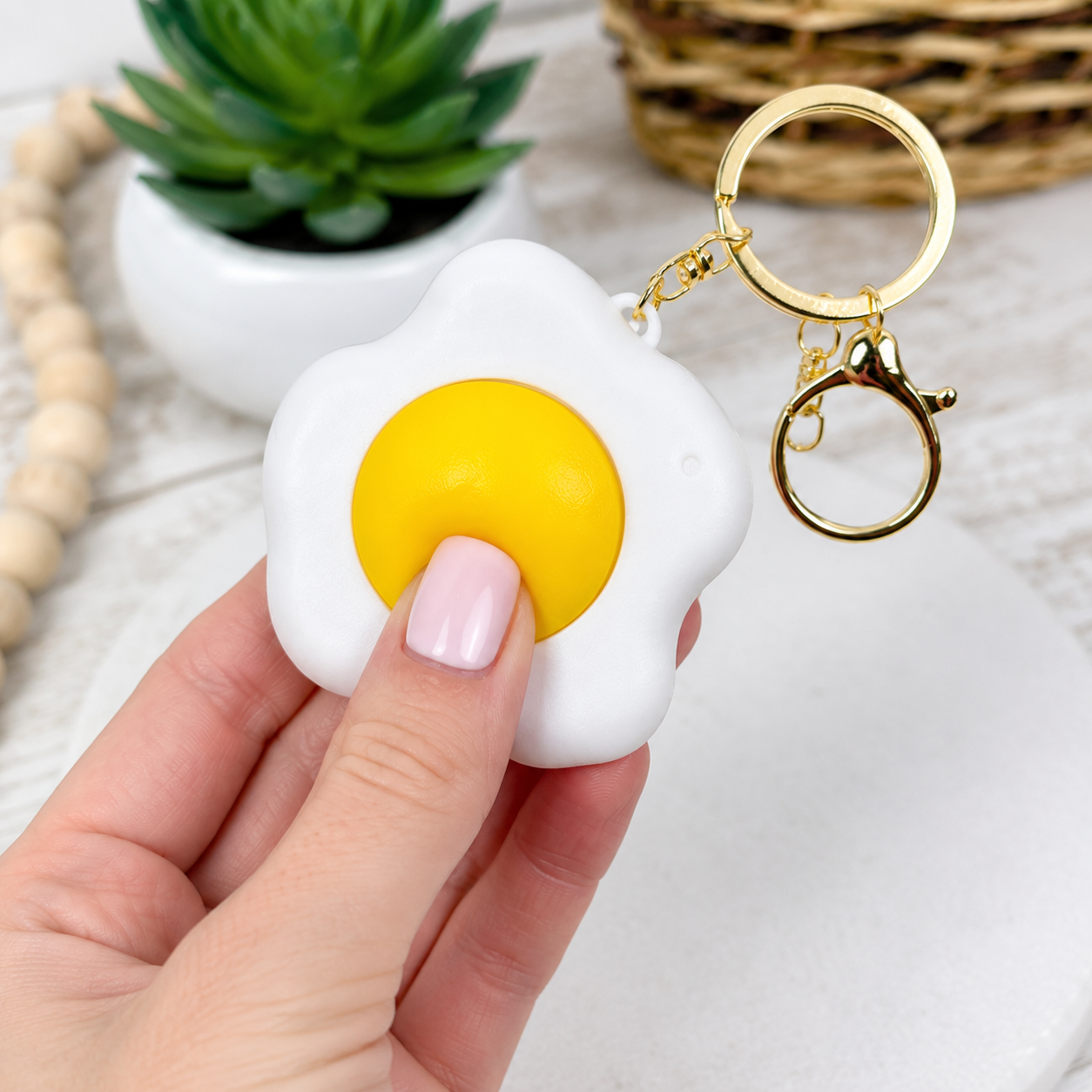 Sunny Side Up Egg Clicker Fidget Keychain Sensory Stress Relief Keychain Egg Key Ring
