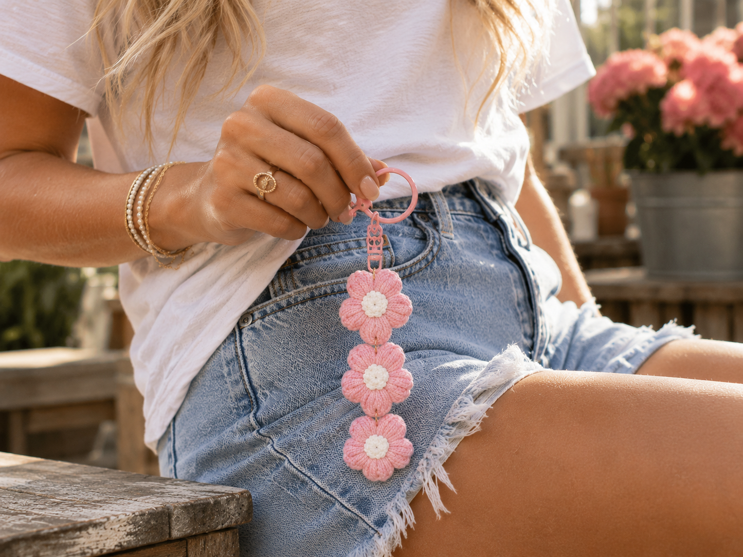 Bloom & Go Crochet Daisy Charm