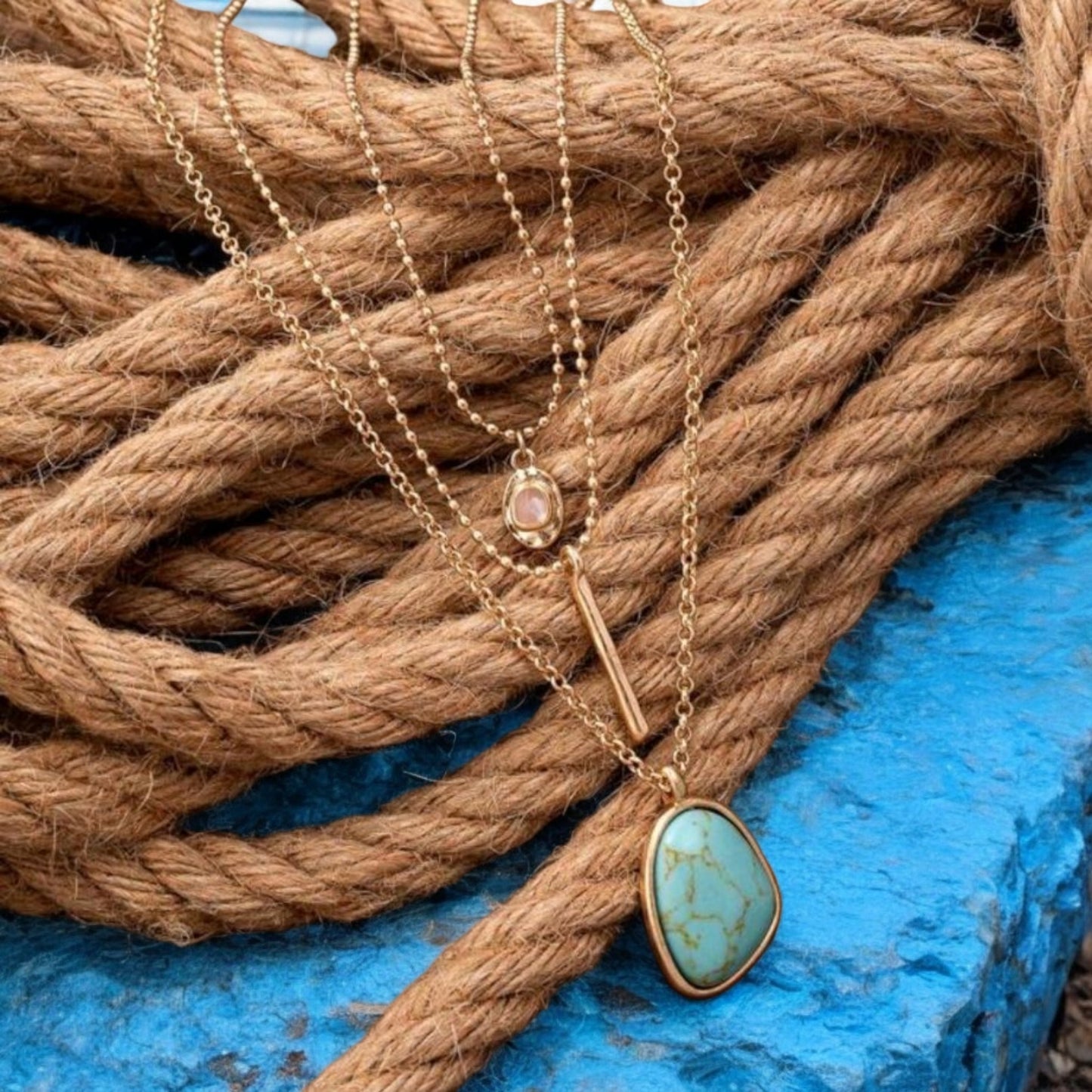 Chasing After Dreams Layered Lightweight Fashion Necklace