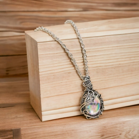 Vintage Inspired Dainty Iridescent Drop Necklace