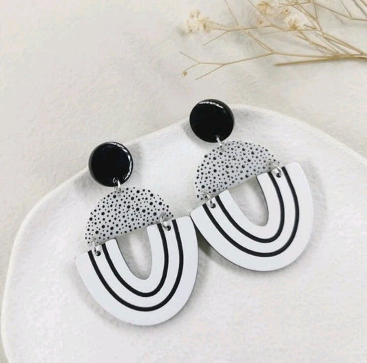 Modern Day Twist On Black & White Earrings - The Bling Barn