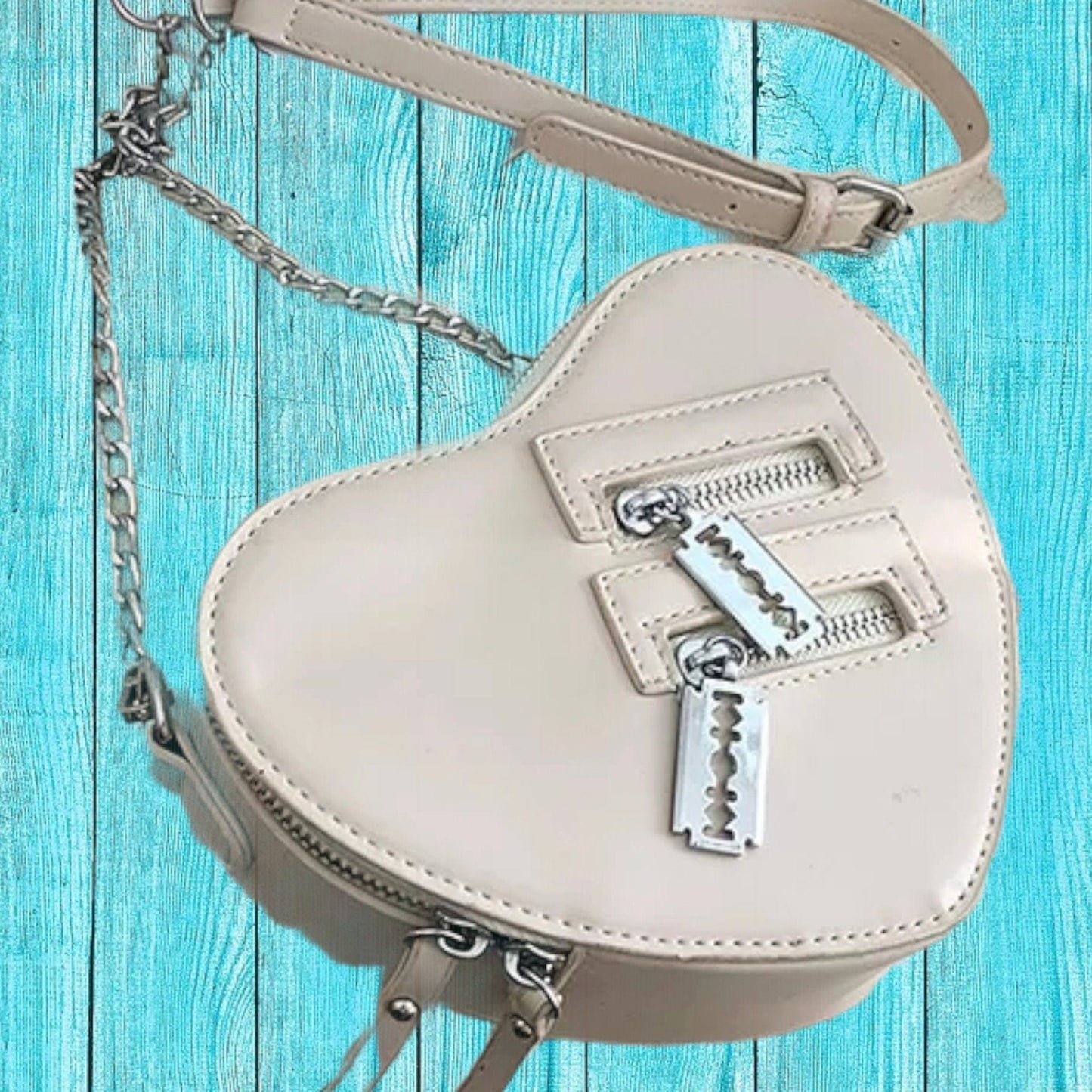 Sweet Love Heart Shaped Crossbody Purse - The Bling Barn