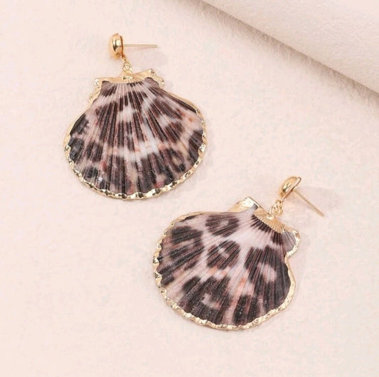 The Sea Is Calling My Name Shell Earrings - The Bling Barn